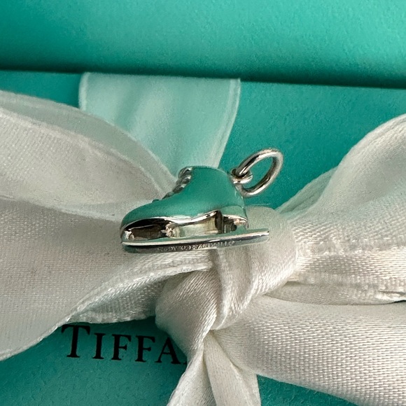Tiffany & Co NEW Ice Skate Charm Blue Enamel Sterling Silver Christmas Charm - Picture 5 of 9